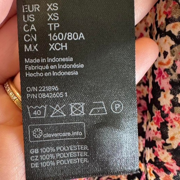 H&M Black Yellow Pink Floral Oversized Button Down Shirt Sz XS - Picture 6 of 7